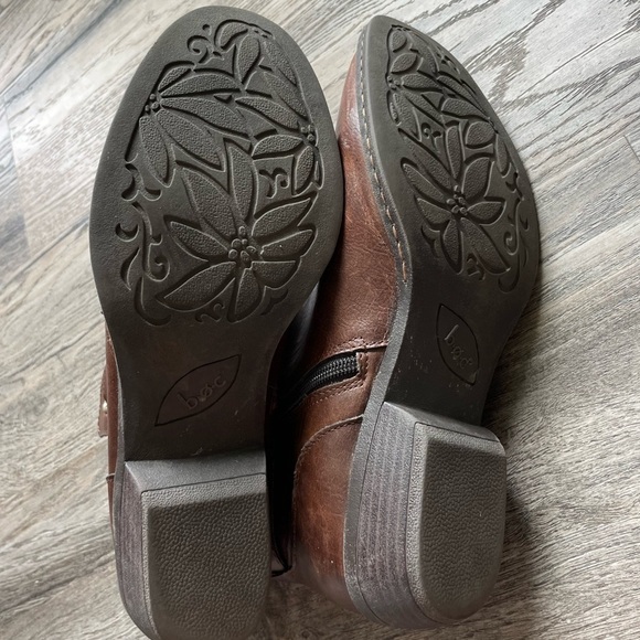 B.o.c. Women’s Brown zip u Booties, size 8.5 - Picture 7 of 10